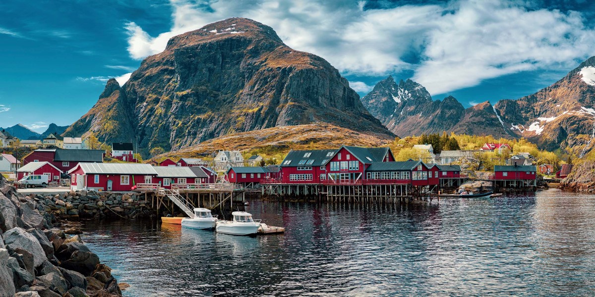 hurtigruten bergen norwegen nordkap fjords spuren postschiffroute fjorde reine traumreise lofoten