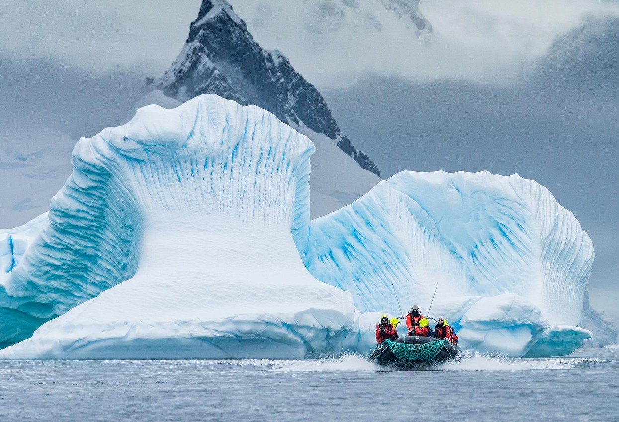 Antarctica Cruises | Antarctica, the Falkland Islands, South Georgia | Hurtigruten