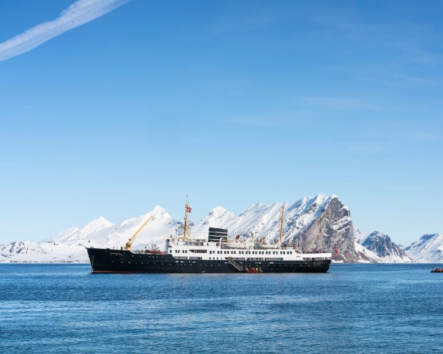 The Spitsbergen Adventurer