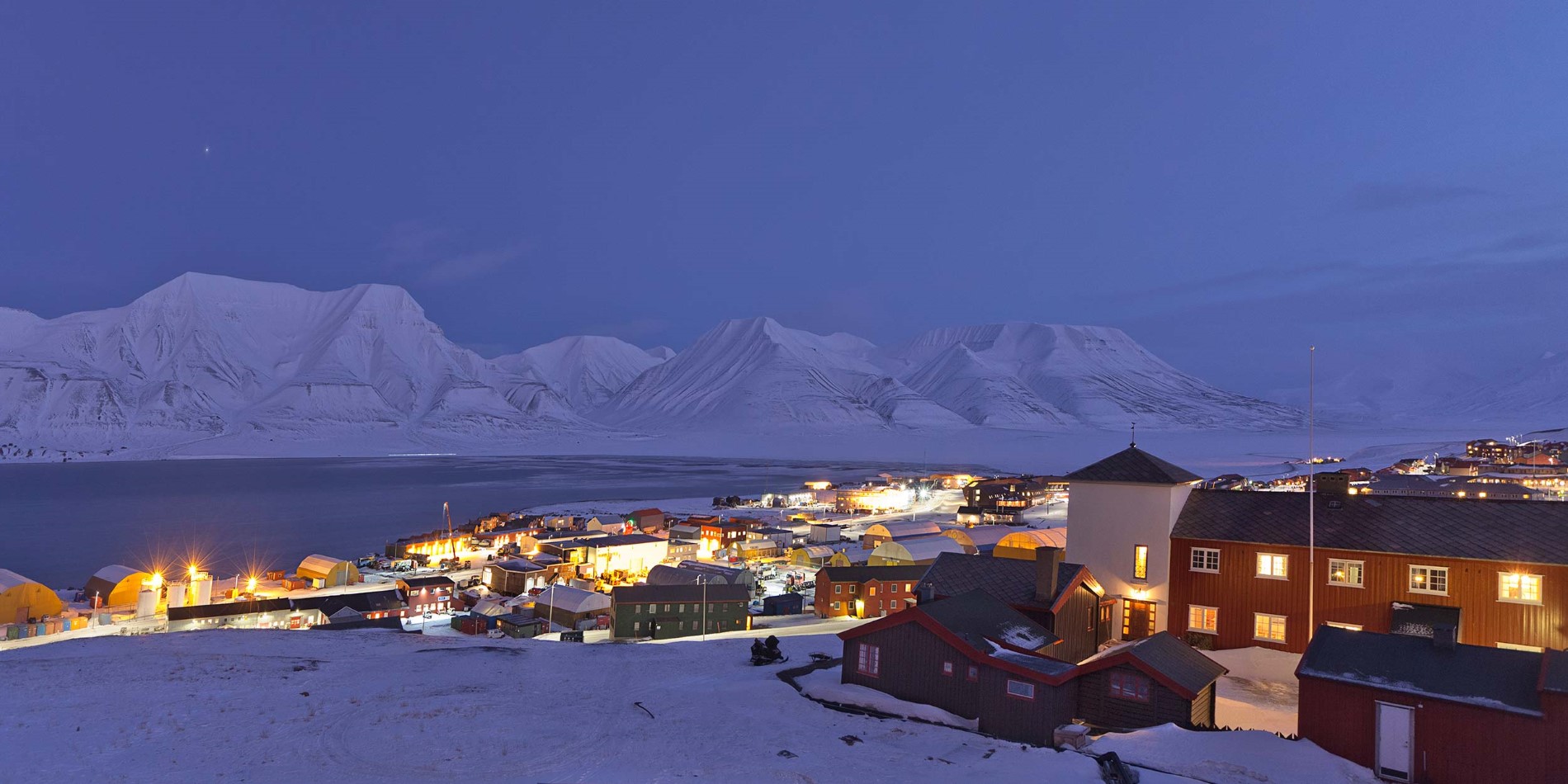 Longyearbyen by night